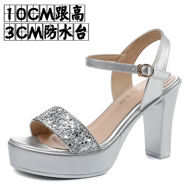 Sandalias brillantes para mujer – de diseñador, con tacón grueso y plataforma.