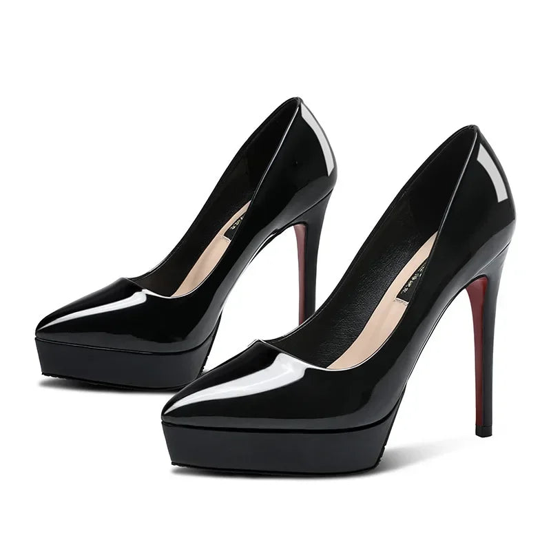 Stilettos clásicos para mujer - Tacones de charol con punta afilada y diseño sexy.