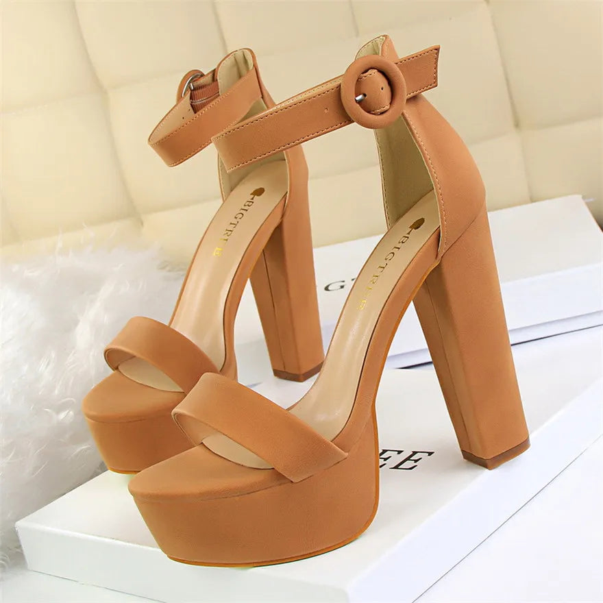 Sandalias de plataforma elegantes para mujer | Tacones altos con punta abierta y hebilla.