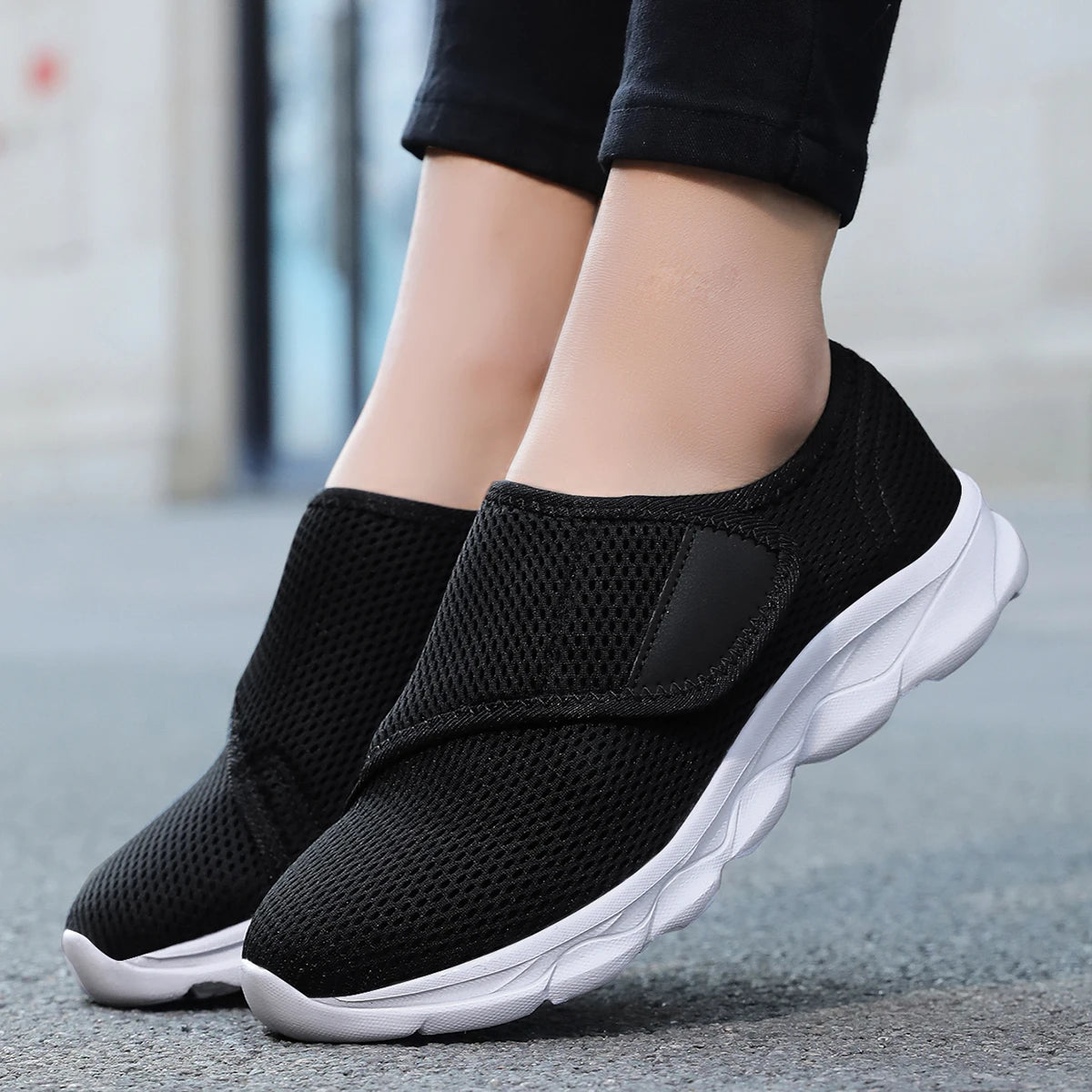 Tenis suaves y cómodos para pies anchos o delicados. Calzado ligero y transpirable- para mujer