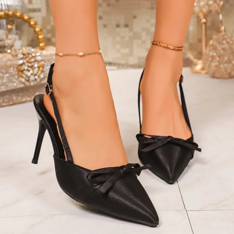 Sandalias elegantes de tacón alto con lazo y punta estrecha. Diseño moderno, antideslizante y resistente