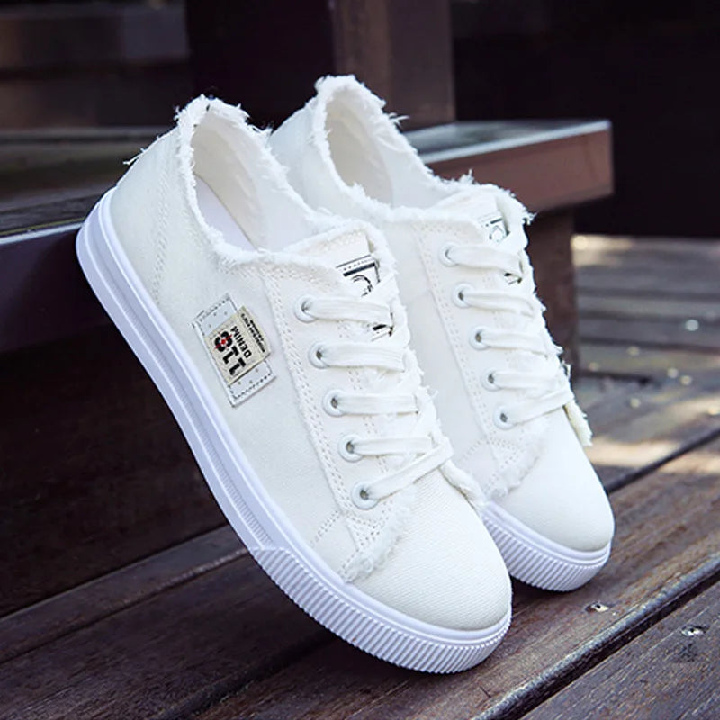 Zapatillas planas de mujer – estilo casual para primavera y verano.