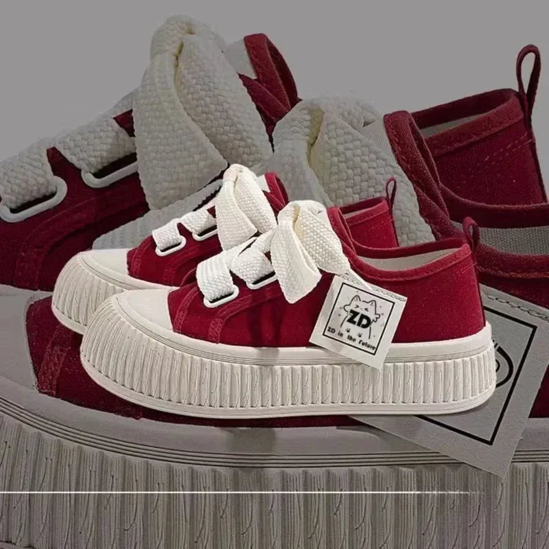 Tenis casuales con plataforma para mujer – estilo urbano de lona.