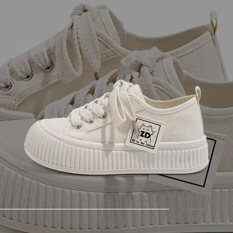 Tenis casuales con plataforma para mujer – estilo urbano de lona.