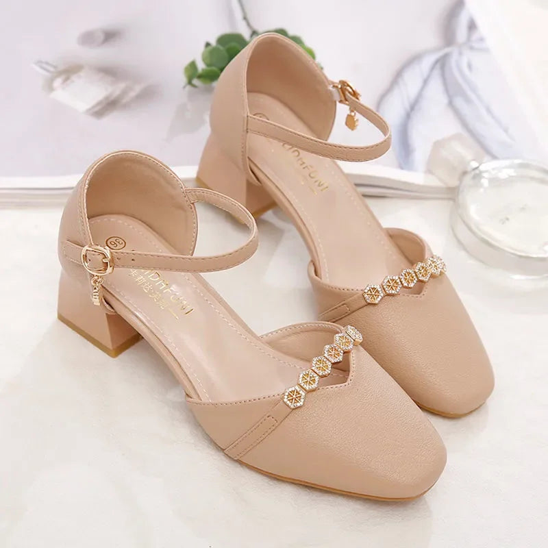 Zapatos de tacón cuadrado con perlas – elegantes y cómodos para mujer