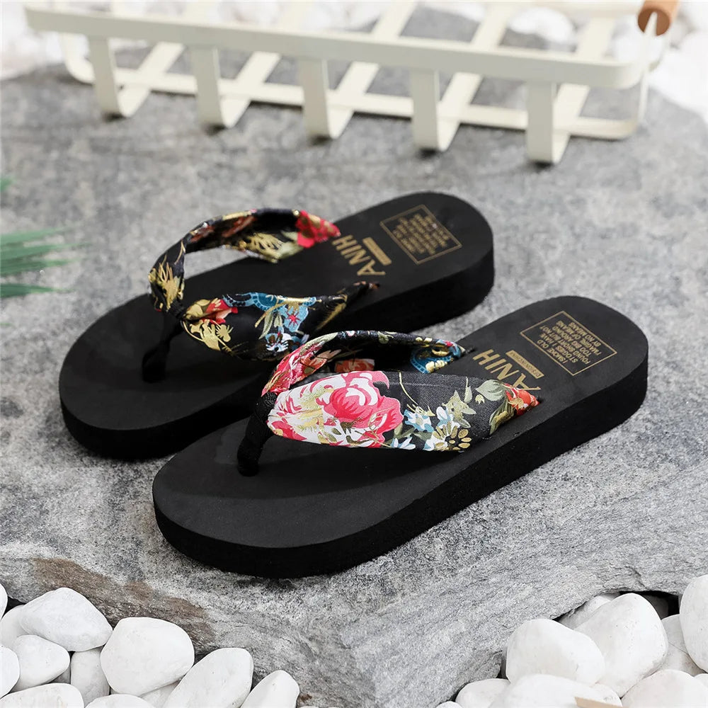 Sandalias de verano para mujer - Chanclas cómodas planas de playa y casa.