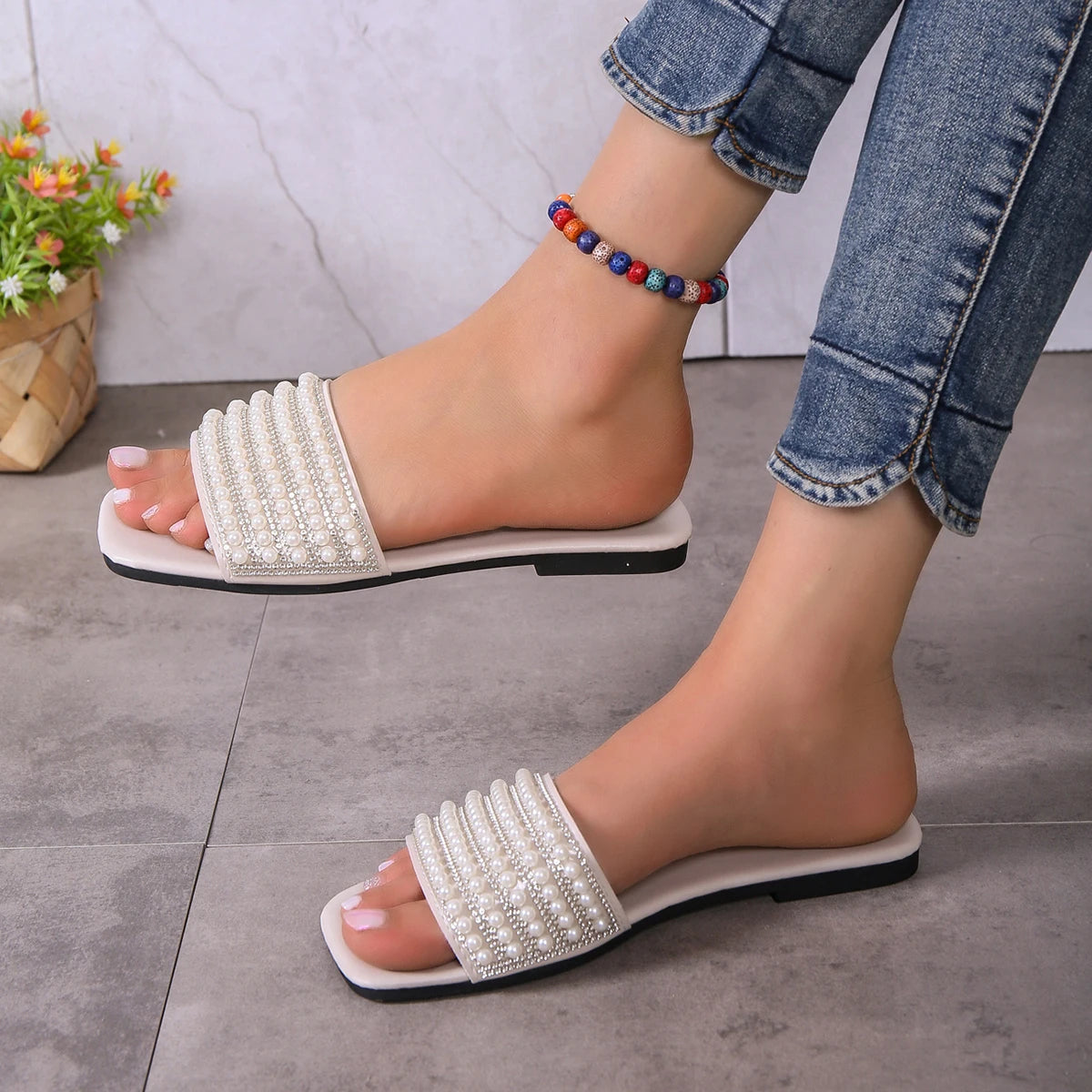 Sandalias planas elegantes para mujer - Decoradas con perlas y brillantes