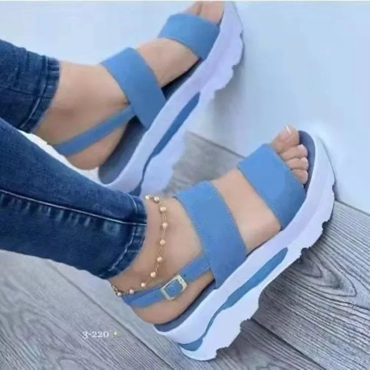 Sandalias de Plataforma con Suela Gruesa y Correa – Estilo Casual de Verano