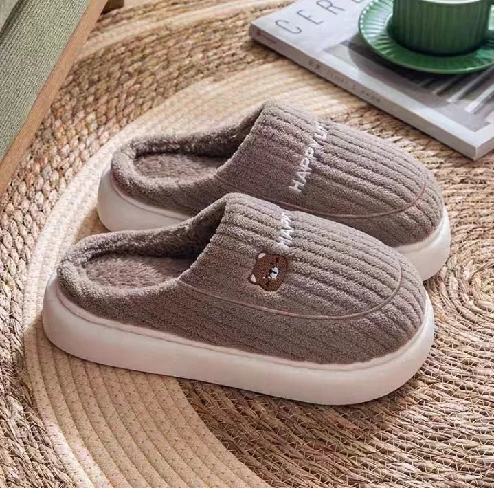 Pantuflas cálidas de interior - Estilo tierno con oso bordado, ideales para invierno