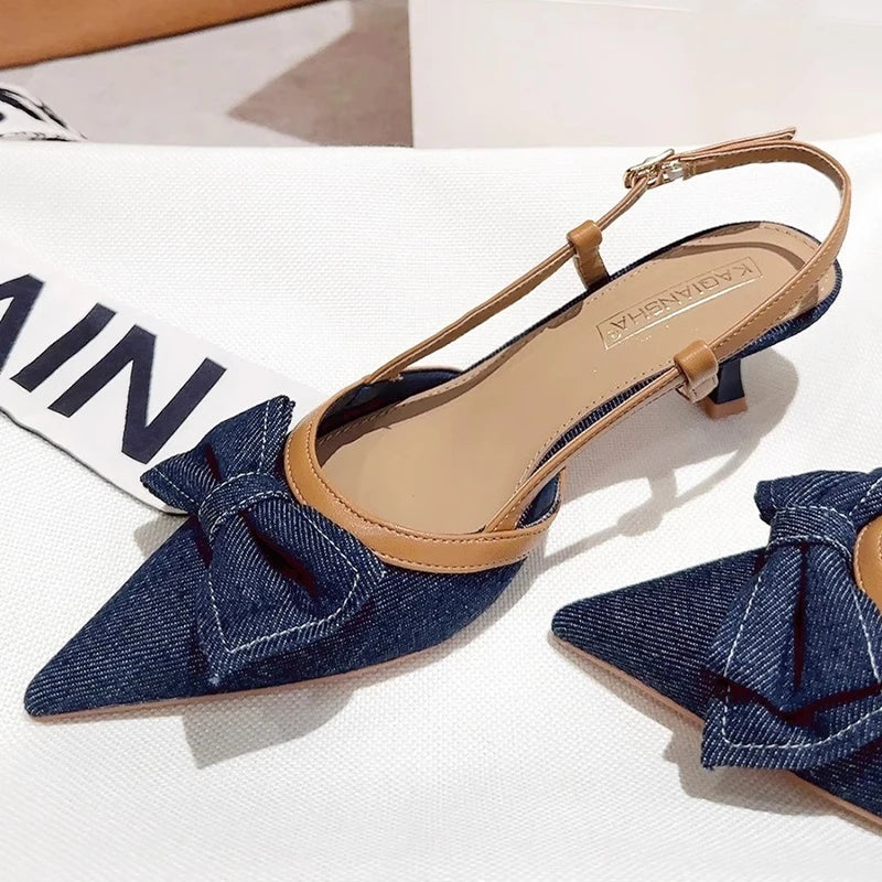 Sandalias de tacón medio con lazo – elegantes y cómodas para mujer