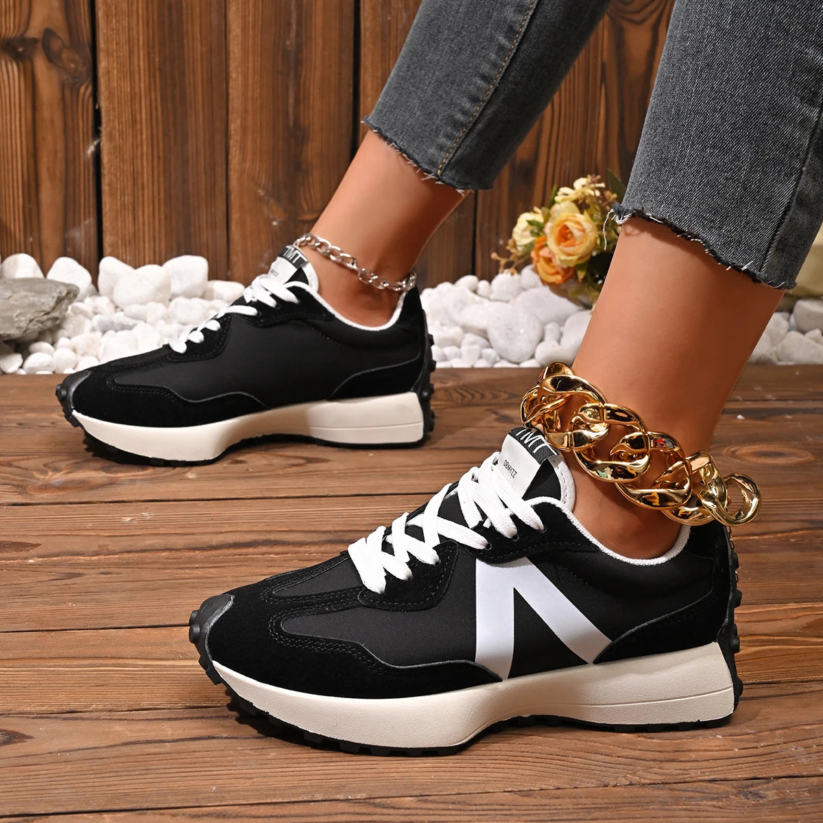 Zapatillas deportivas para mujer – casuales, cómodas y de alta calidad