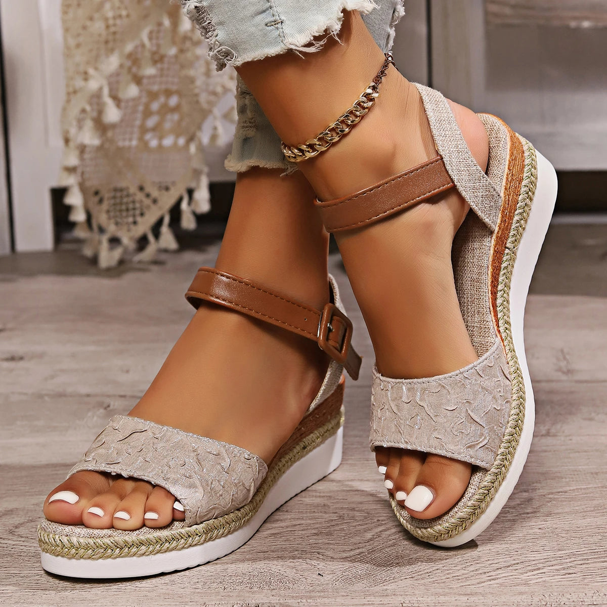 Sandalias de Cuña Ligeras con Plataforma y Punta Abierta – Tendencia de Verano