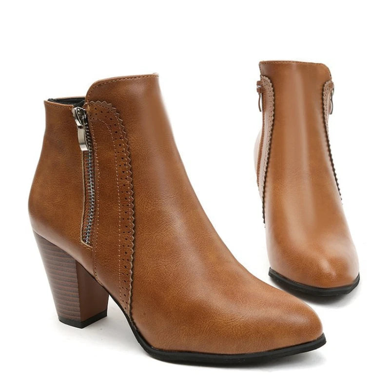 Botines de mujer con tacón grueso – cómodos, modernos y con cremallera.