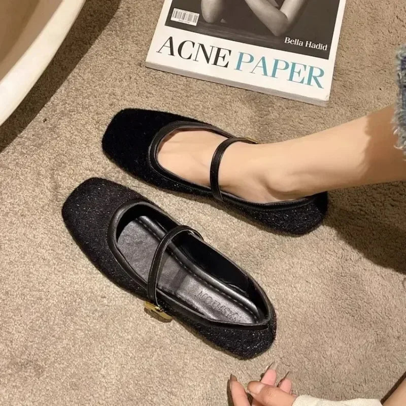 Zapatos Mary Jane planos de moda para mujer – cómodos y elegantes