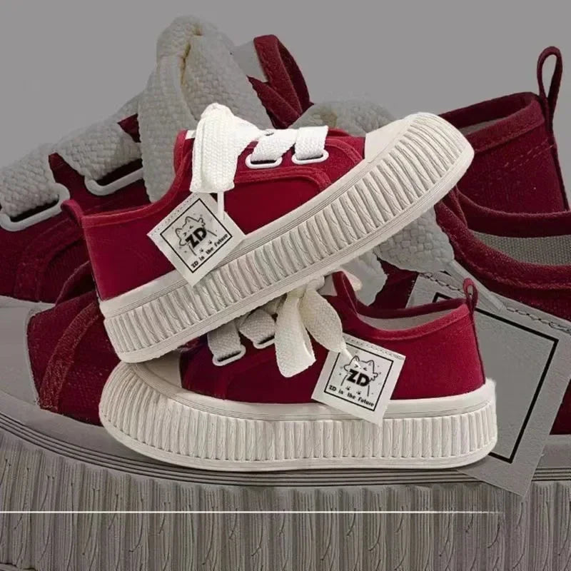 Tenis casuales con plataforma para mujer – estilo urbano de lona.