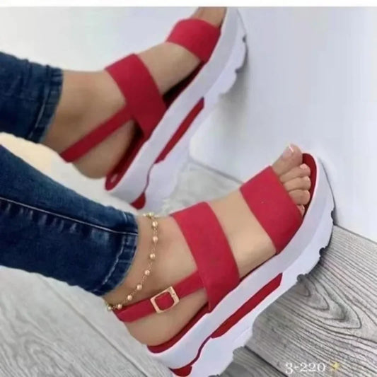 Sandalias de Plataforma con Suela Gruesa y Correa – Estilo Casual de Verano