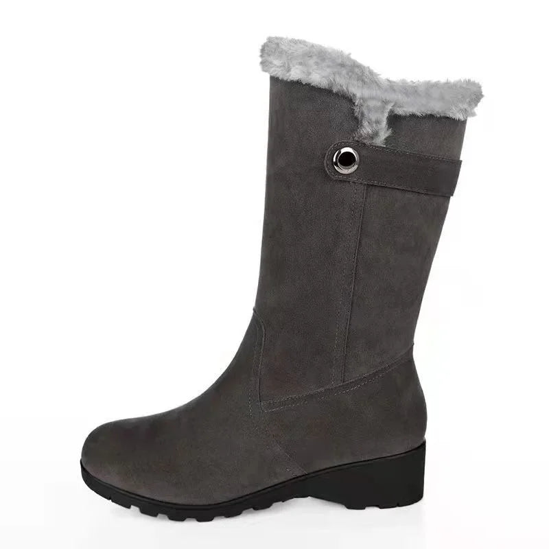 Botas de gamuza con felpa cálida para mujer. Diseño cómodo de caña media, resistentes y modernas