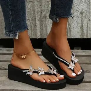 Sandalias con detalle de mariposa – Zapatillas de plataforma ligeras