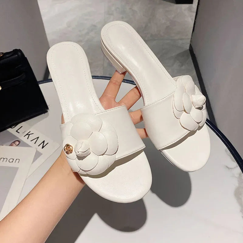 Zapatillas de diseño con flor de Camelia para Mujer, Sandalias de verano de tacón bajo