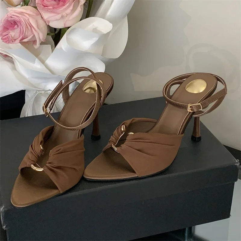 Tacones altos con correa al tobillo – sandalias abiertas de lujo para mujer