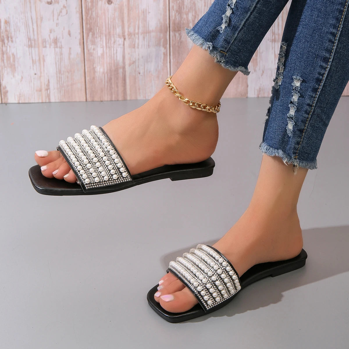 Sandalias planas elegantes para mujer - Decoradas con perlas y brillantes