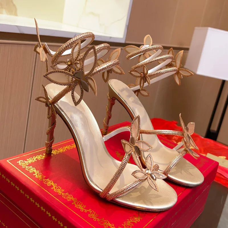 Sandalias de lujo con adornos de cristal y detalle de mariposa para mujer