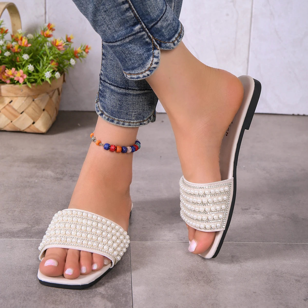 Sandalias planas elegantes para mujer - Decoradas con perlas y brillantes