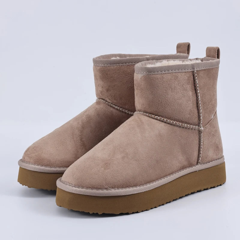 Botines invernales para mujer – moda casual con forro cálido y suela antideslizante.