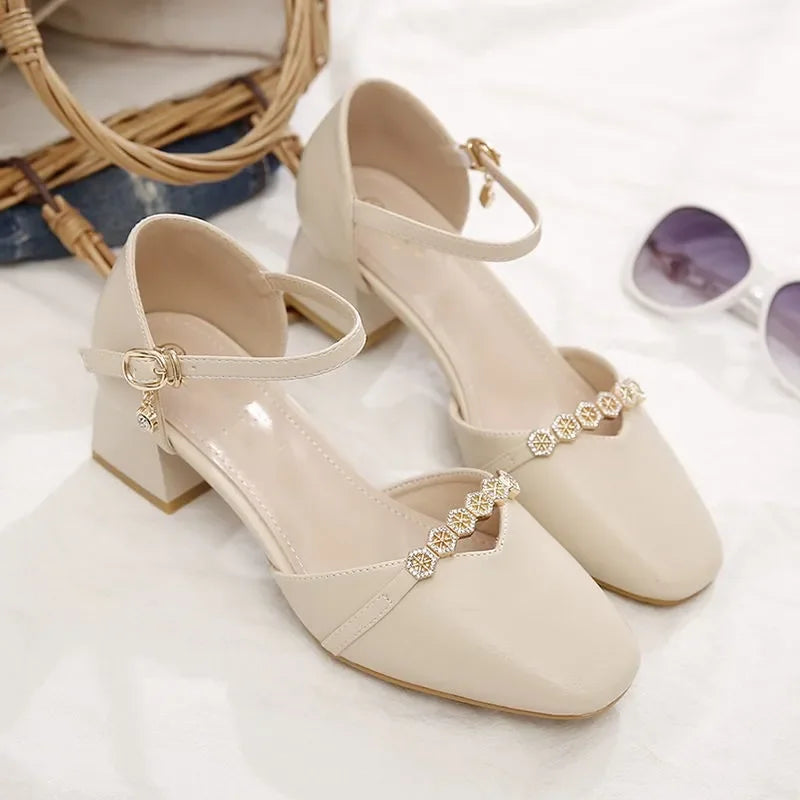 Zapatos de tacón cuadrado con perlas – elegantes y cómodos para mujer