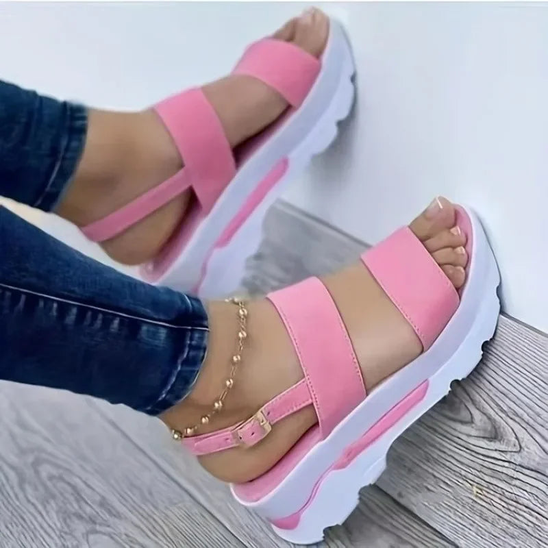 Sandalias de Plataforma con Suela Gruesa y Correa – Estilo Casual de Verano