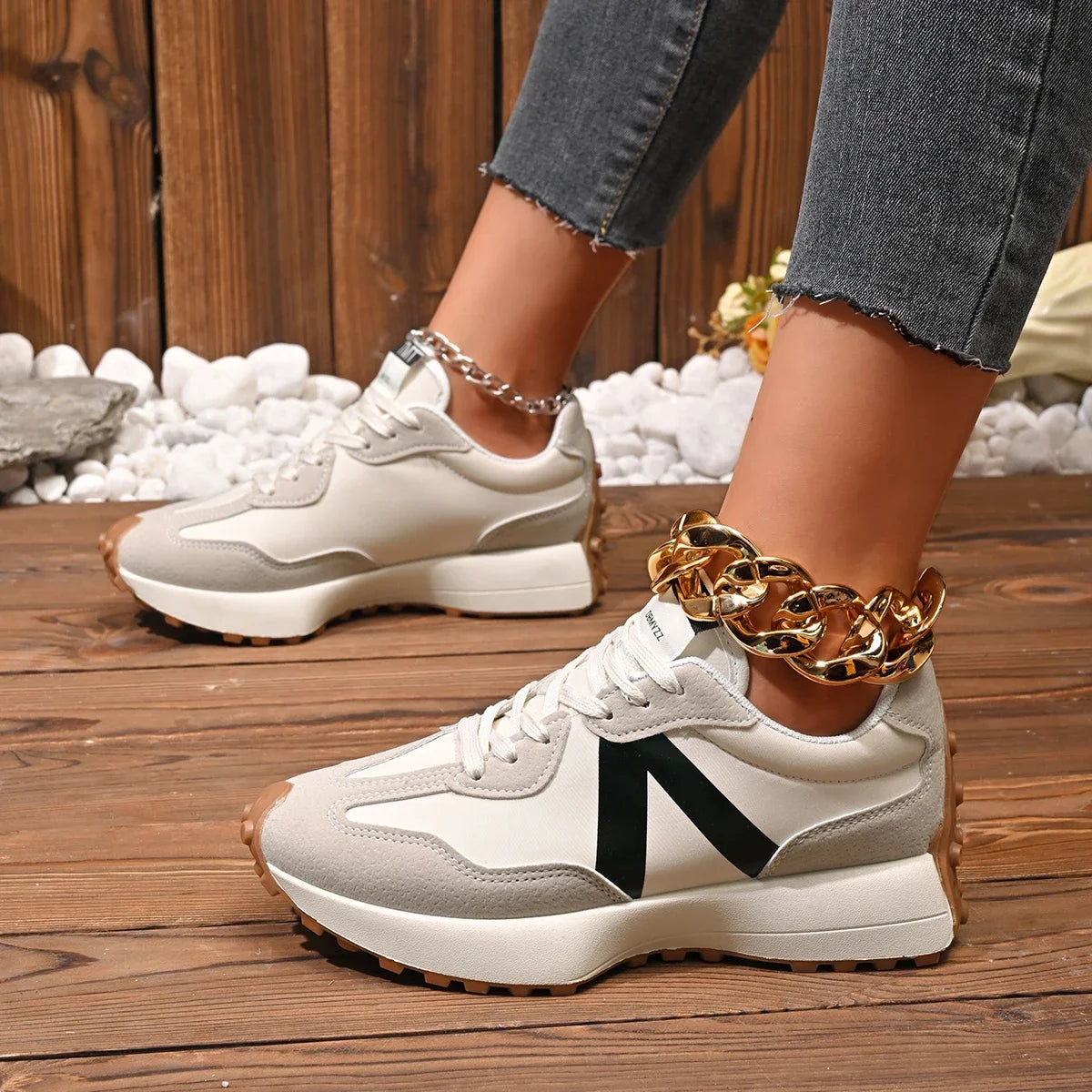 Zapatillas deportivas para mujer – casuales, cómodas y de alta calidad