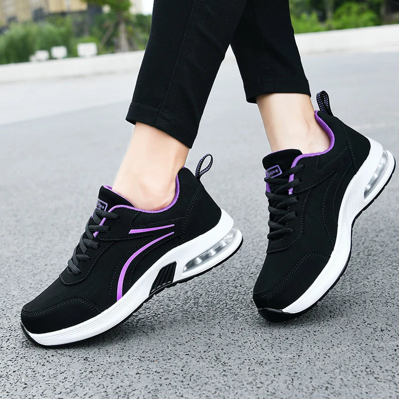 Tenis casuales de mujer – cómodos, ligeros y de moda.