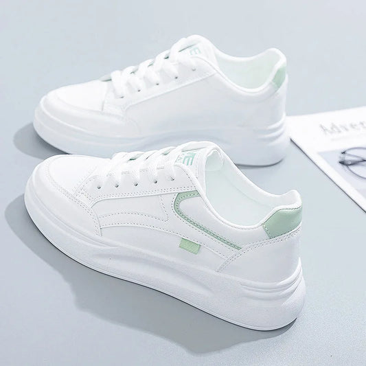 Tenis blancos de plataforma baja para mujer – casuales y transpirables