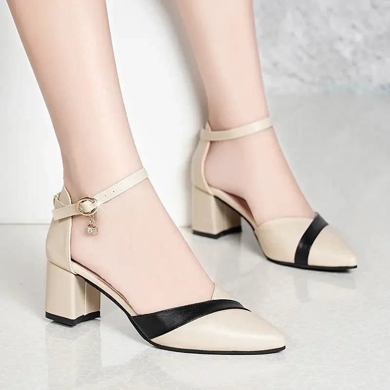 Zapatos de tacón cuadrado con perlas – elegantes y cómodos para mujer