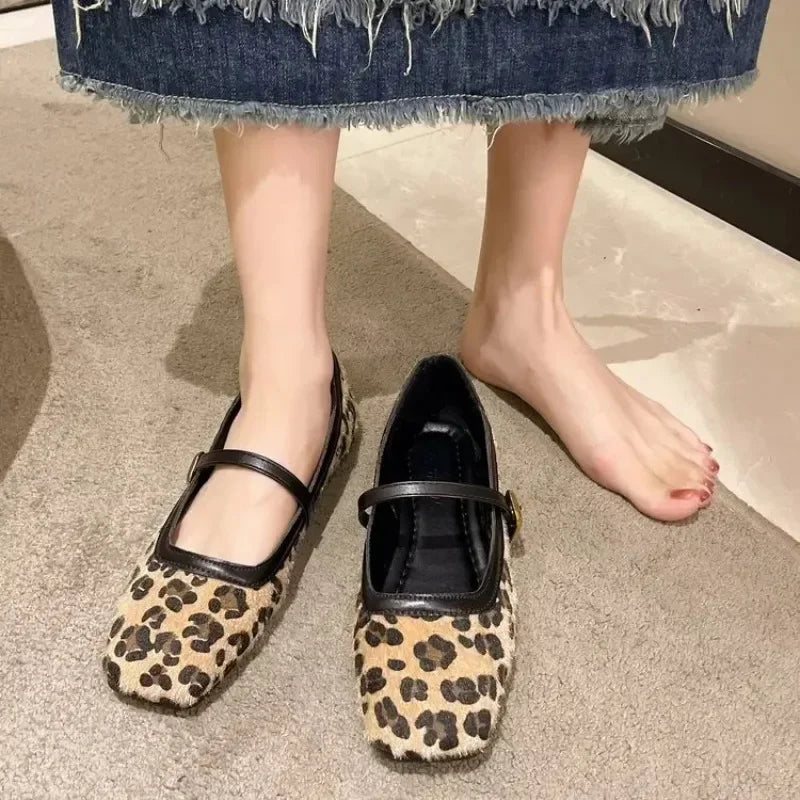 Zapatos Mary Jane planos de moda para mujer – cómodos y elegantes