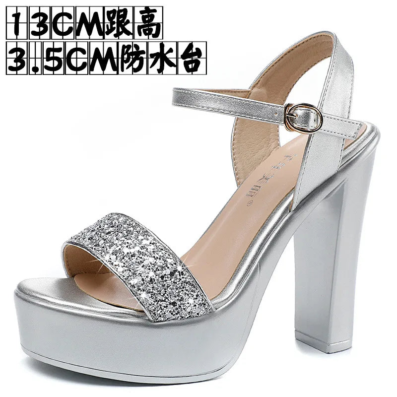 Sandalias brillantes para mujer – de diseñador, con tacón grueso y plataforma.